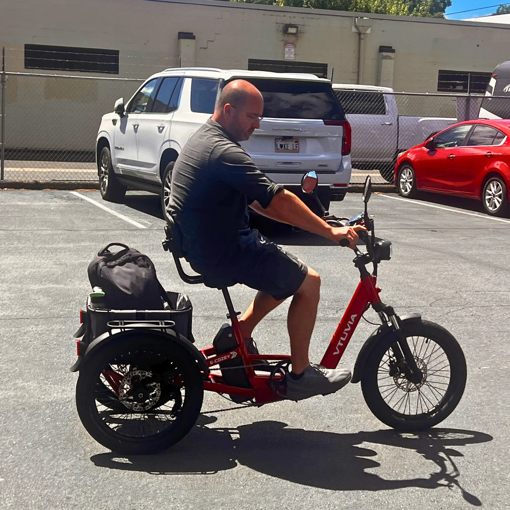 VTUVIA E-Cozy Electric Trike